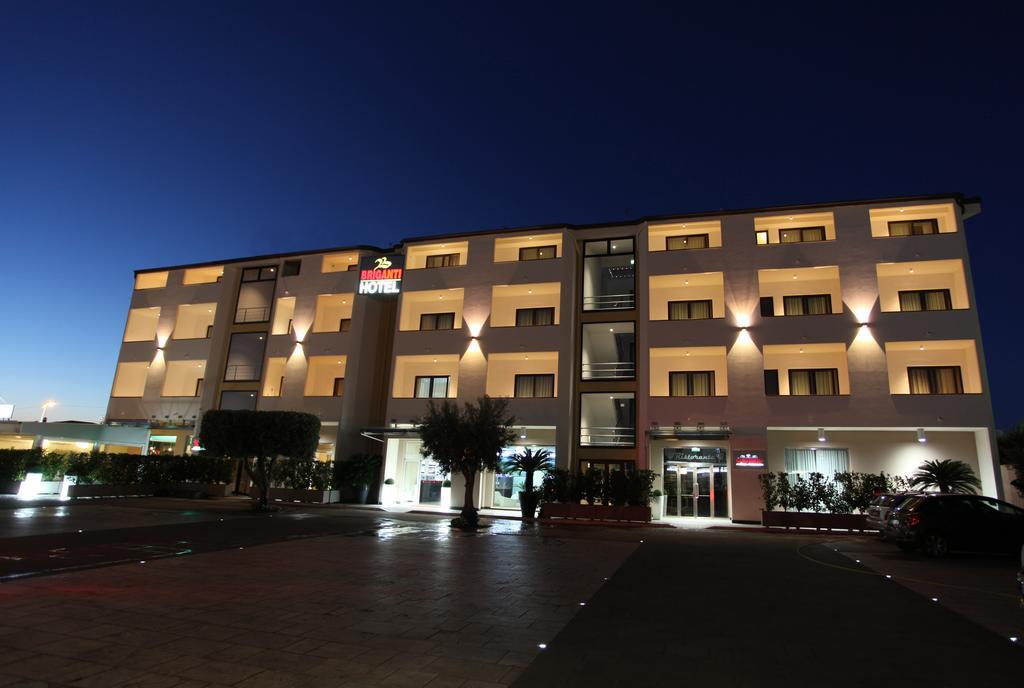 Hotel Briganti Qualiano Kültér fotó