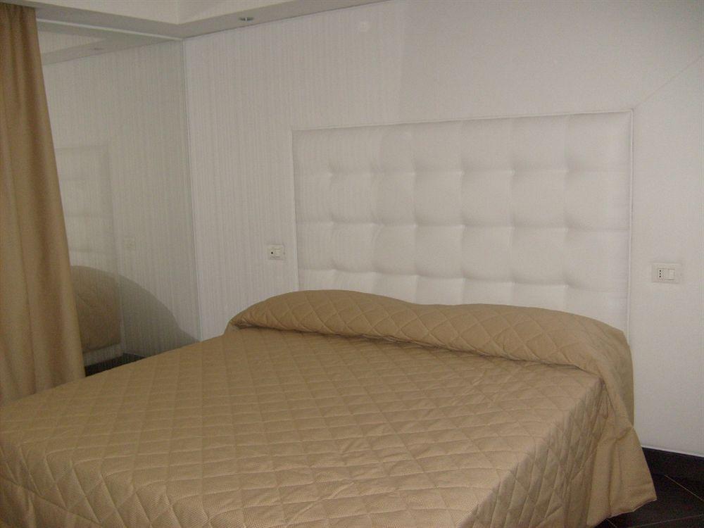 Hotel Briganti Qualiano Kültér fotó